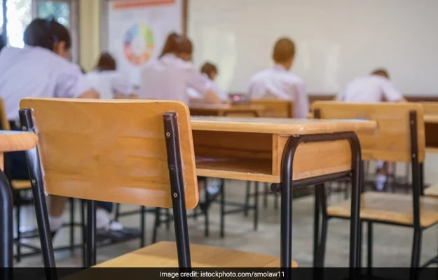 Los padres se preocuparon cuando más de 8 estudiantes de Lakh se presentarán para el examen Karnataka Clase 10 del jueves