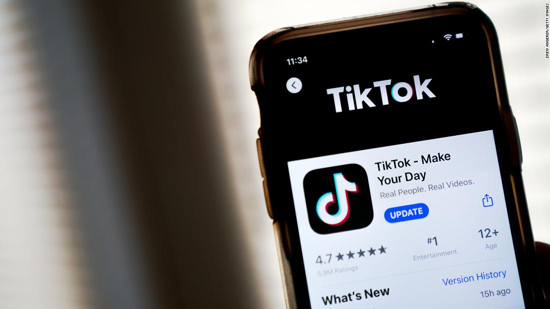 Trump ordena a la empresa matriz de propiedad china de TikTok que se deshaga de sus intereses en las operaciones estadounidenses
